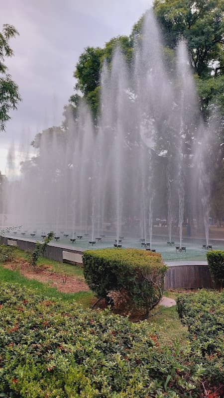 Fuente de Agua - Image 1