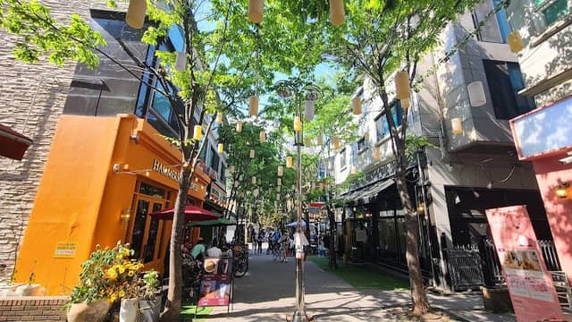 Bojeong-dong Cafe Street - Image 1