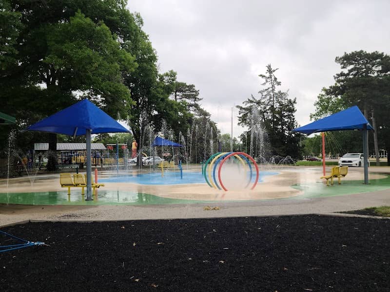 Manhattan City Park - Image 2