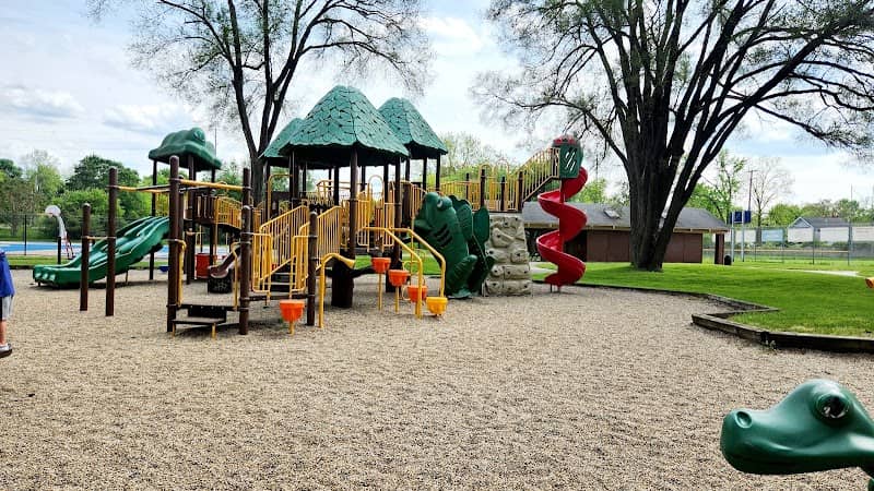 Claude Evans Park - Image 1