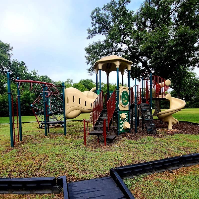 Ambrosia Springs Park - Image 1