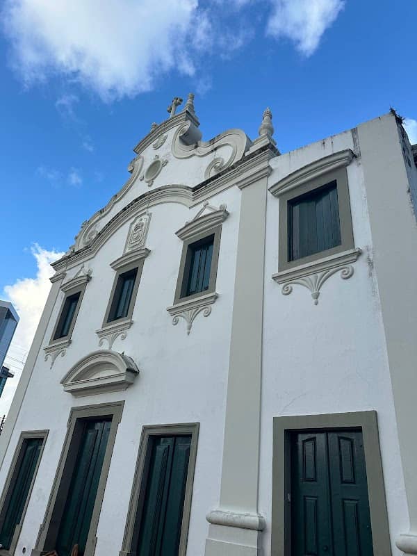 Monumento e Estatua Dom Helder Camara - Image 1