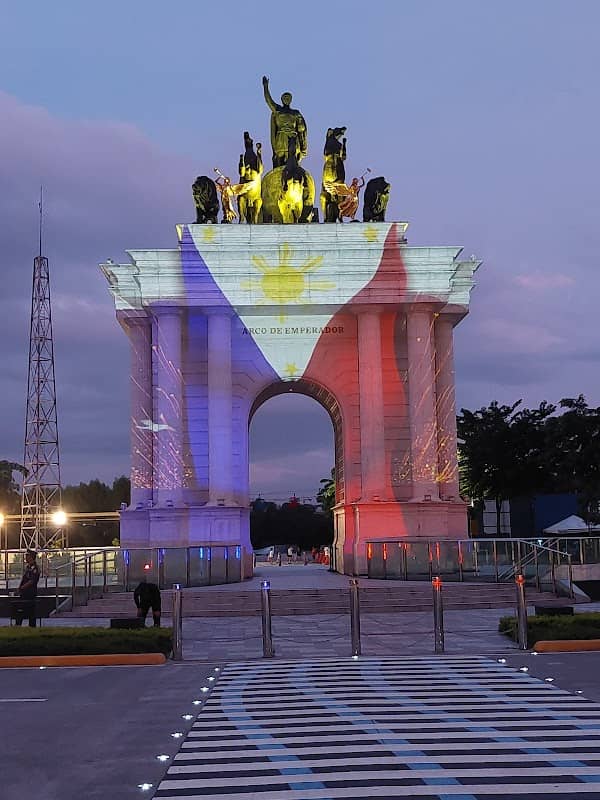 Arco de Emperador - Image 1