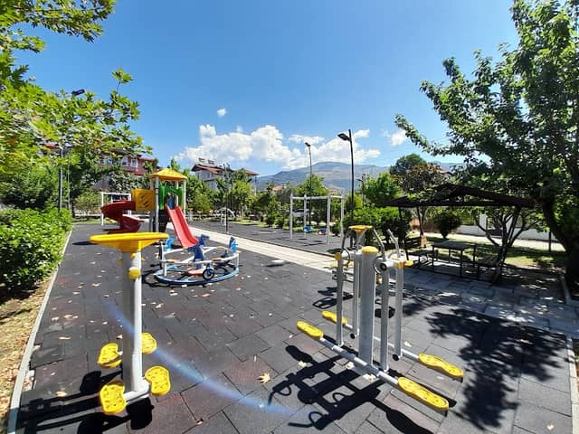 Çocuk Parkı - Image 1