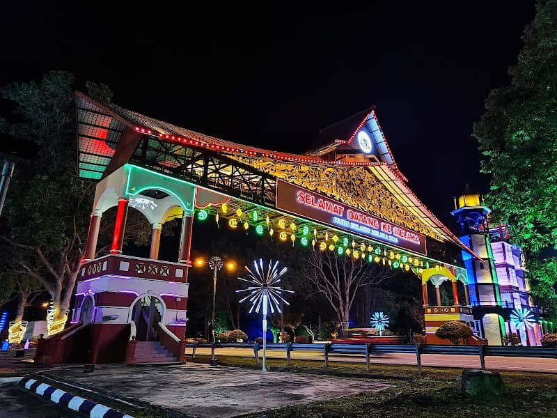 Melaka Gateway Arch - Image 2