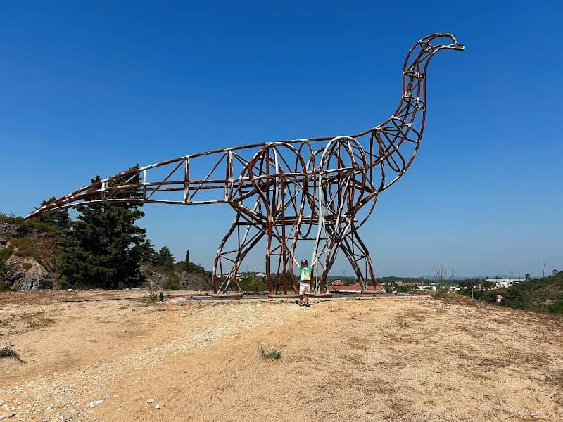 Monumento Natural das Pegadas de Dinossáurios - Ourém / Torres Novas - Image 1