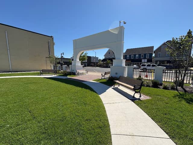 Archway Greene Park - Image 1