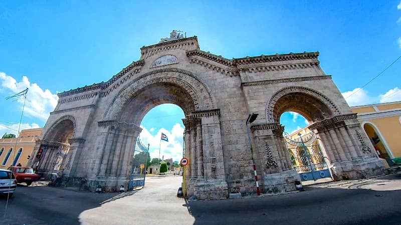 Puerta de la Paz - Image 3