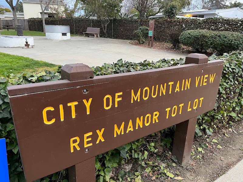 Rex Manor Park - Image 1