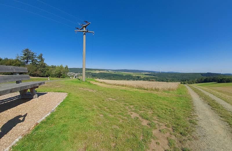 Aussichtspunkt mit Riesenbank - Image 1