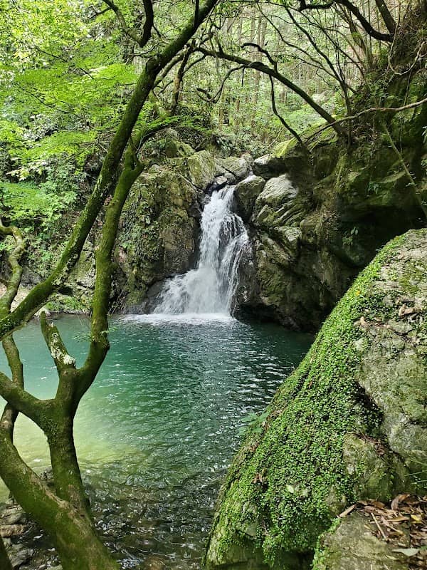 Sengan Waterfall - Image 1