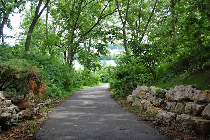 Sinnissippi Park and Native American Mounds - Image 1