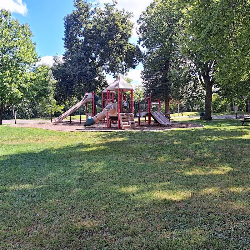 Sinnissippi Park and Native American Mounds - Image 3