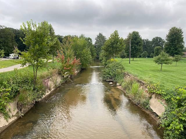 Ideal Park - Image 1