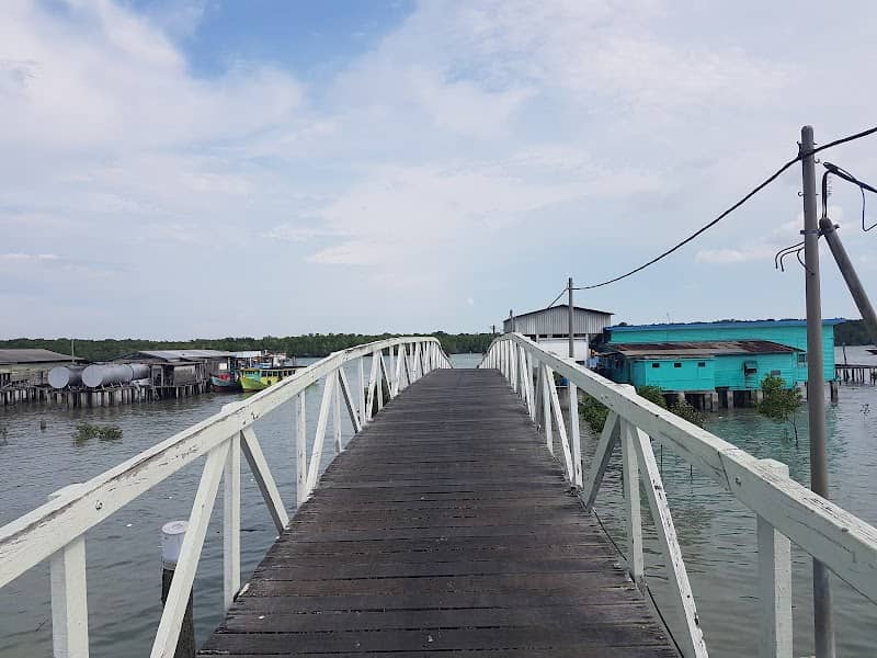 吉胆岛情人桥 (rainbow bridge) - Image 1