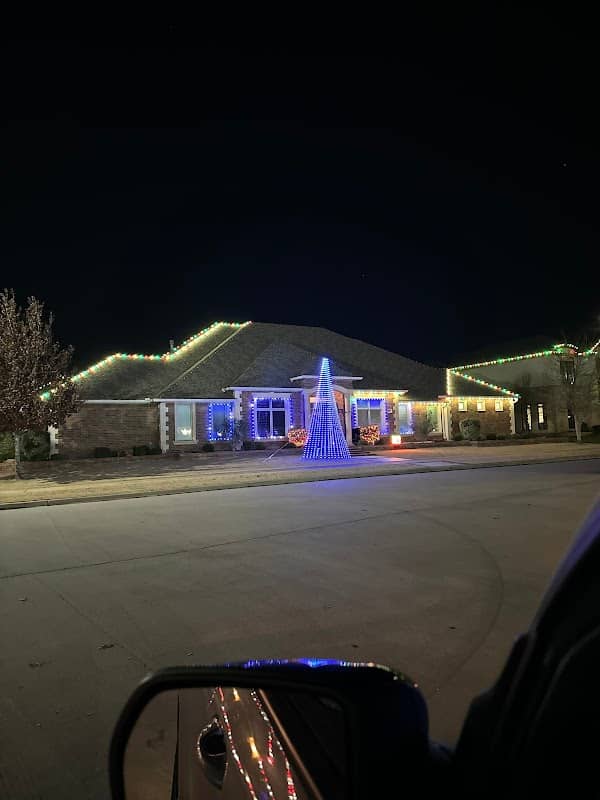 Great Christmas light show - Image 1