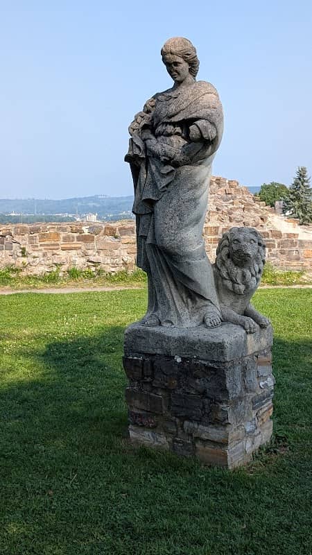 Jungfer Gertrud (Statue der Gertrud von Plettenberg) - Image 1