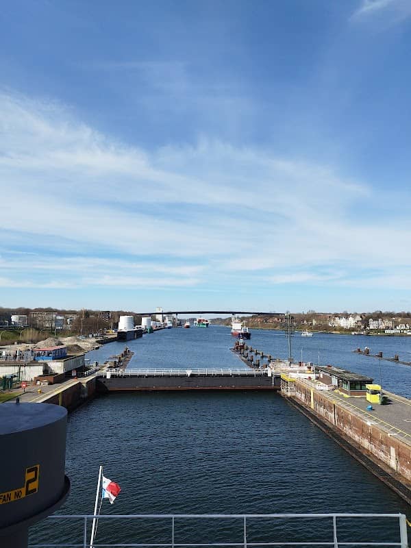 Aussichtsplattform Schleuse - Image 3