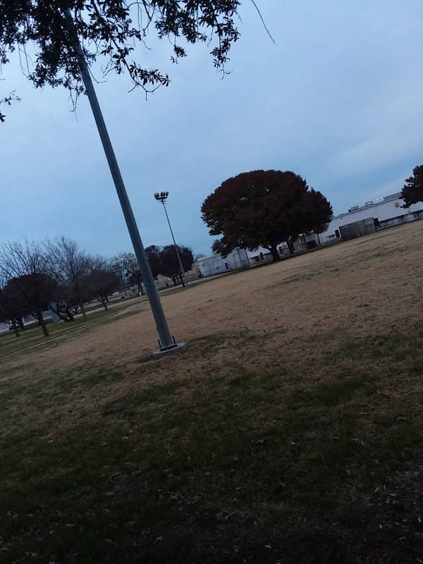 Guinn Field - Image 2