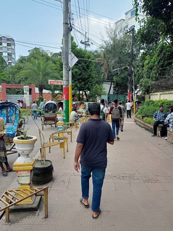 Jamal Khan Circle - Image 2