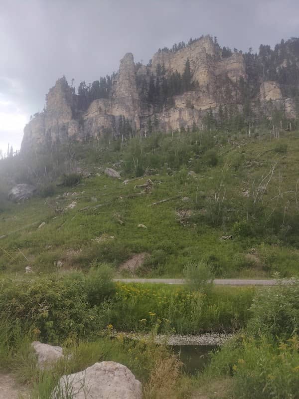 Spearfish canyon scenic byway - Image 1