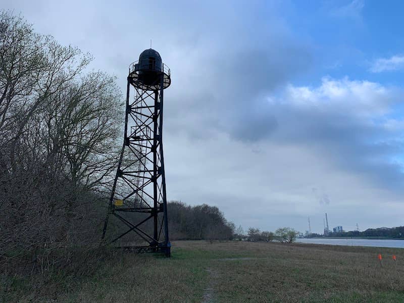 Schwarzer Leuchtturm - Image 1