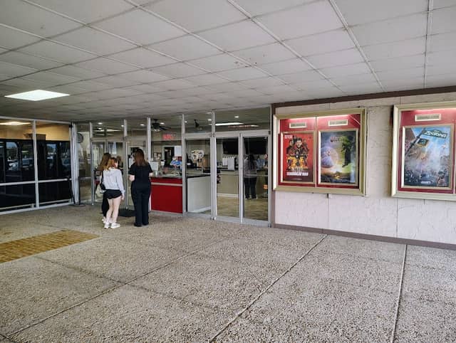 Stuttgart Twin Cinema - Image 1