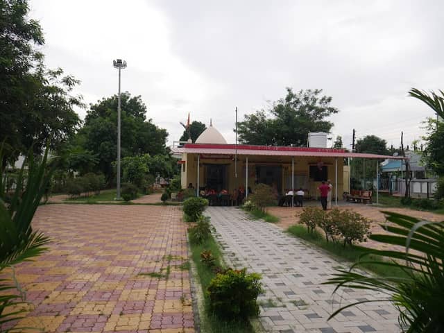 Deendayal Nagar Park - Image 1