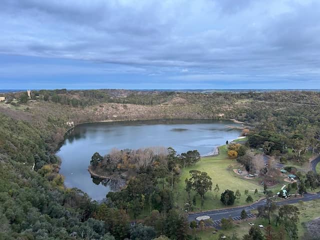 Hay drive viewing platform - Image 1