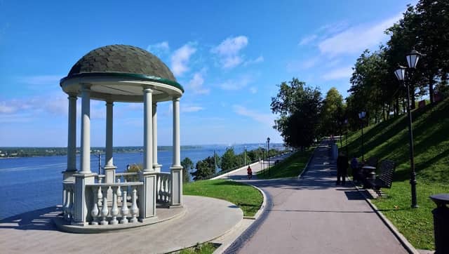 Rotonda Na Naberezhnoy - Image 1