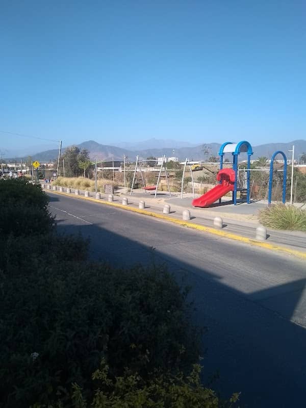 Molinares Park - Image 1
