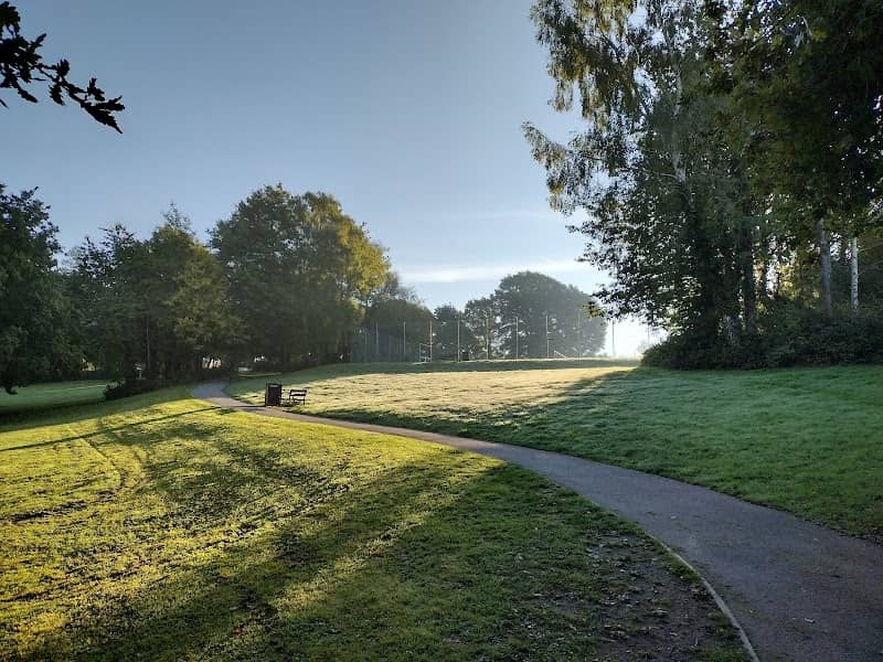 Victoria Park - Image 1