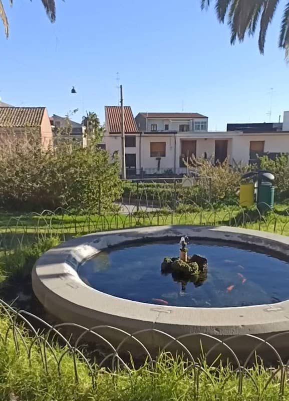 Parco giochi comunale piazza del convento piedimonte etneo - Image 1