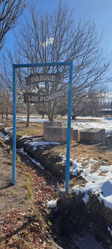 Los Pioneros Park - Image 1