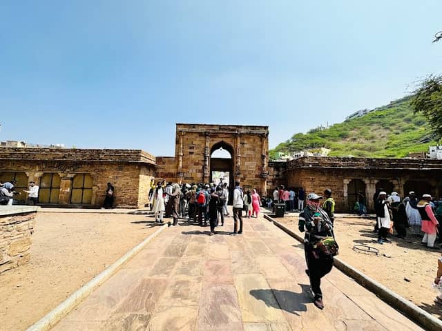 Adhai Din Ka Jhopra - Ajmer - Image 3
