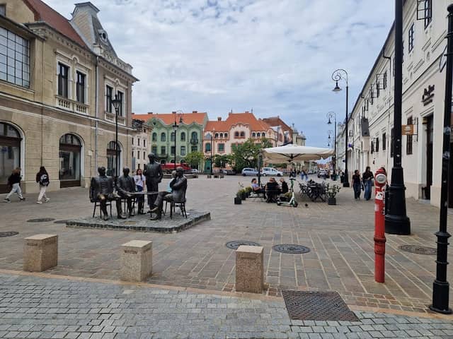 Theater square - Image 3