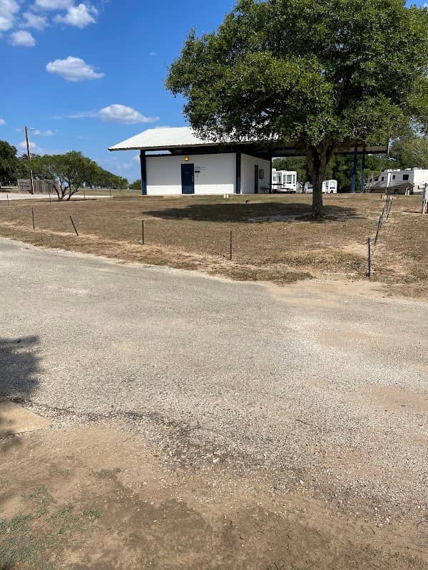Yoakum City Park - Image 2