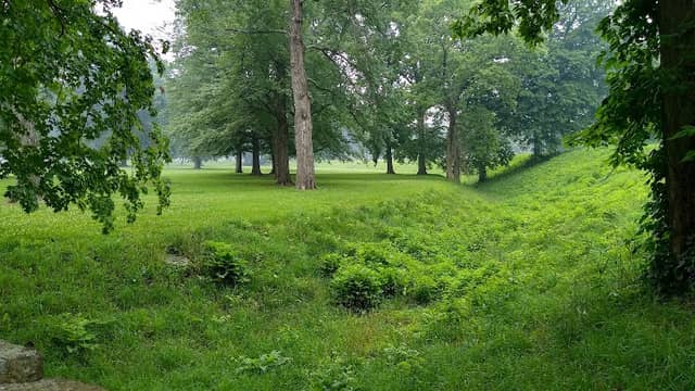 Newark Earthworks - Image 1