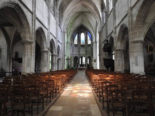 Church of Saint Pierre - Image 1