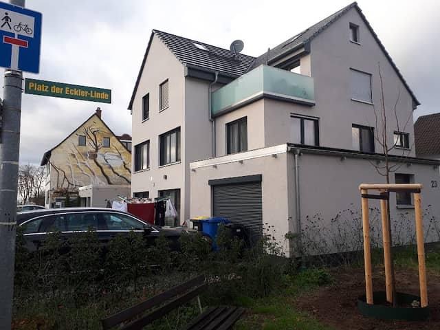 Platz der Eckler-Linde - Image 1