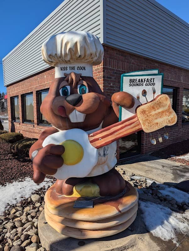 Breakfast Phil Statue - Image 1
