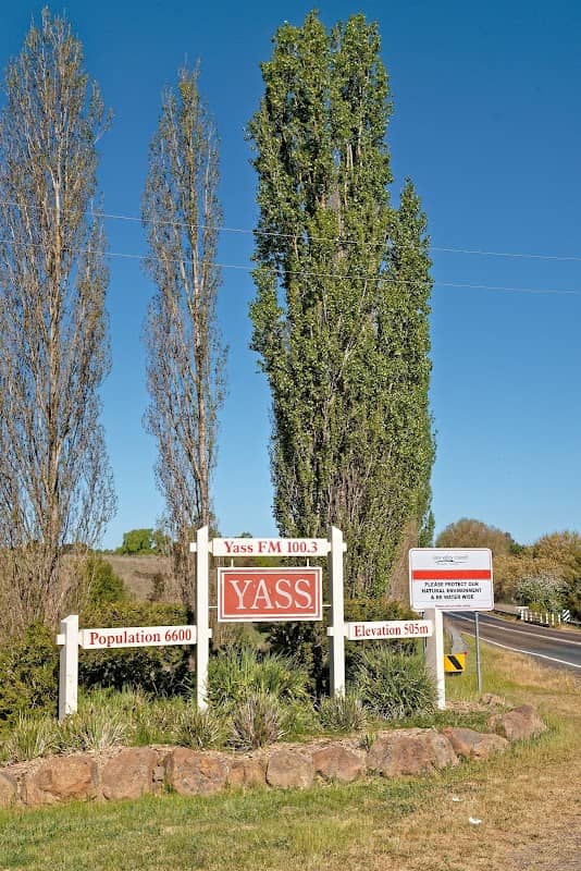 Yass Sign (Northern Approach) - Image 1