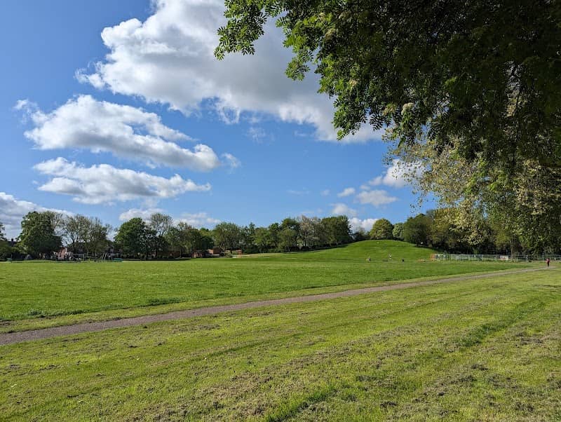 Haw Hill Park - Image 2