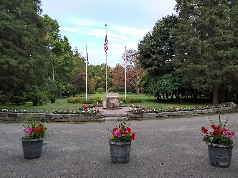 Thompson Park - Image 1