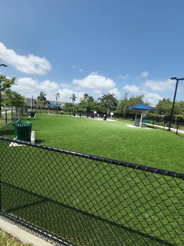 Doral White Course Park - Image 2