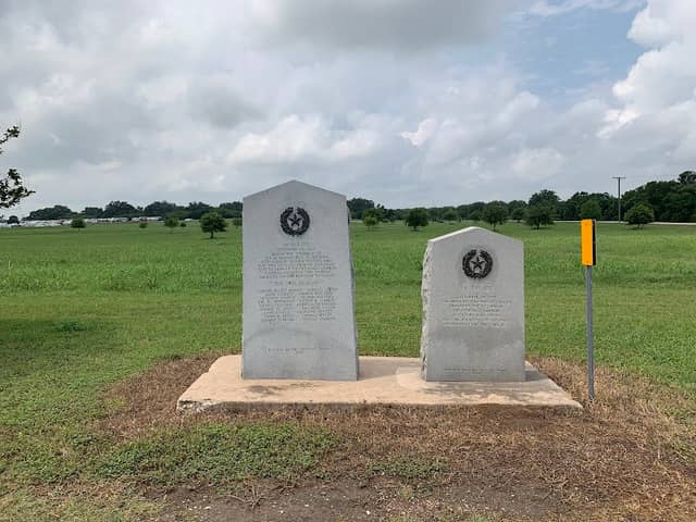 Come and Take It Monument - Image 1