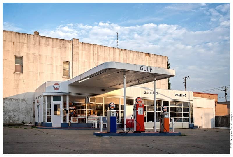 Old Corner Gulf Station - Image 1