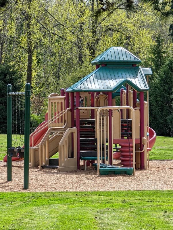 Riverton Park - Image 1