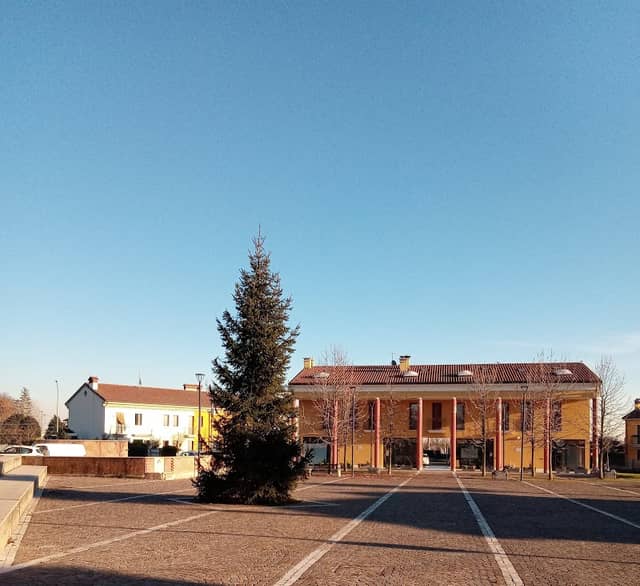 Piazza Mirabella - Image 1