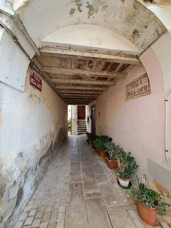 Vicolo Della Corte - Image 1